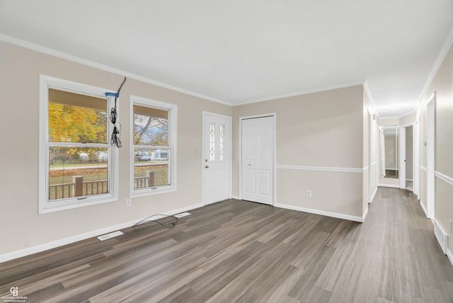 925 Whiting Street, Saint Clair, MI 48079