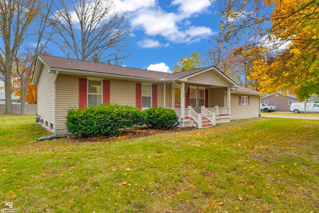 925 Whiting Street, Saint Clair, MI 48079