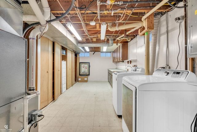 925 Whiting Street, Saint Clair, MI 48079