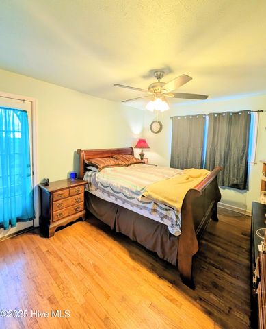 2793 Neils Eddy Road, Riegelwood, NC 28456