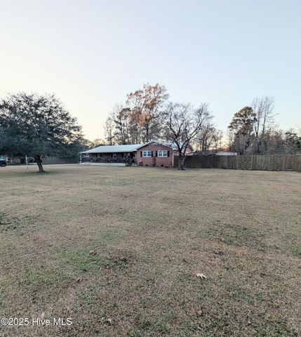 2793 Neils Eddy Road, Riegelwood, NC 28456