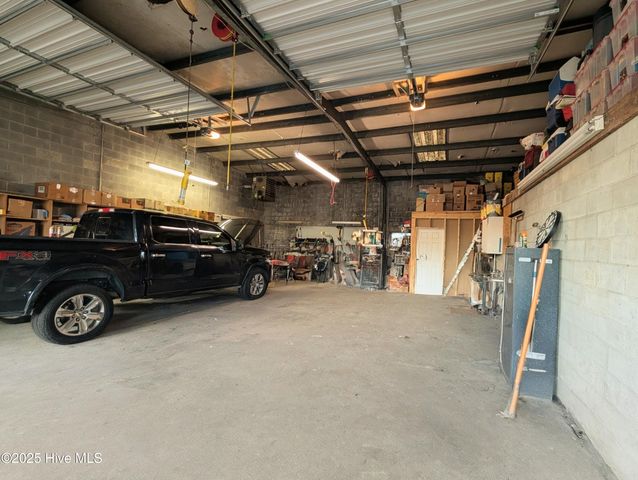 2793 Neils Eddy Road, Riegelwood, NC 28456