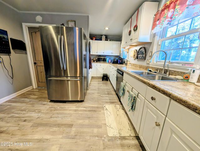 2793 Neils Eddy Road, Riegelwood, NC 28456