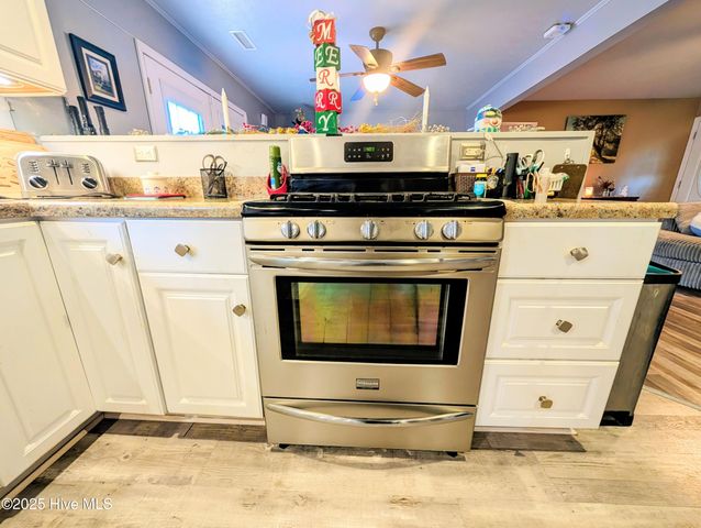 2793 Neils Eddy Road, Riegelwood, NC 28456