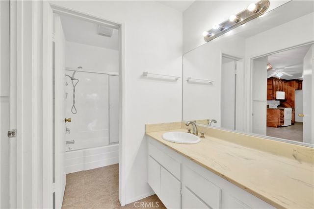 5460 White Oak Ave A318, Encino, CA 91316