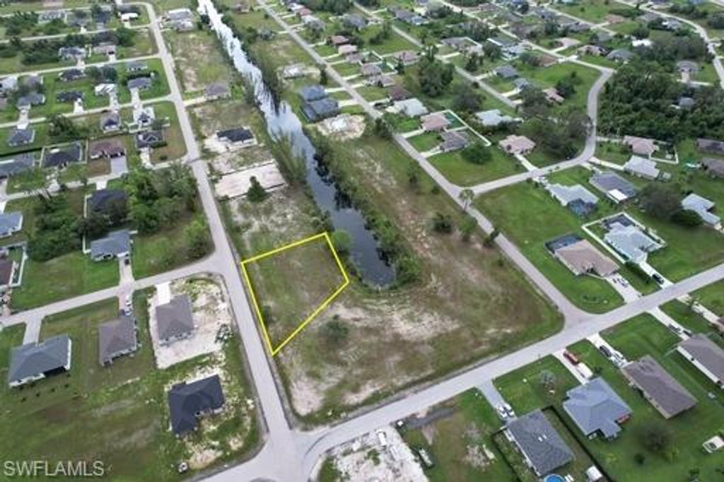 3431 NE 17th AVE, CAPE CORAL, FL 33909 — photo 2