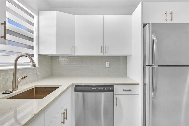 5122 NE 19th Avenue 2, Fort Lauderdale, FL 33308