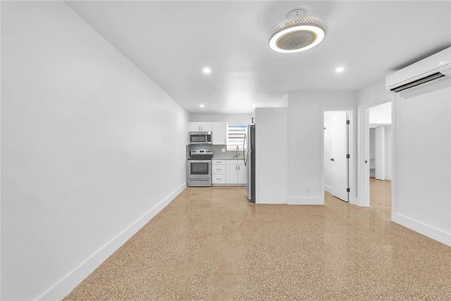 5122 NE 19th Avenue 2, Fort Lauderdale, FL 33308