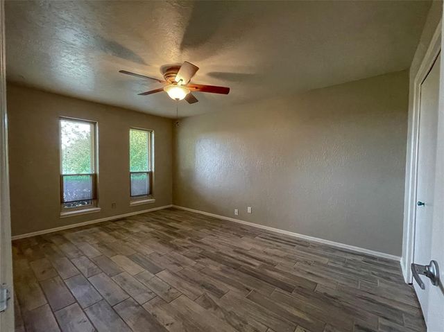 16100 W Britton Road, Yukon, OK 73099