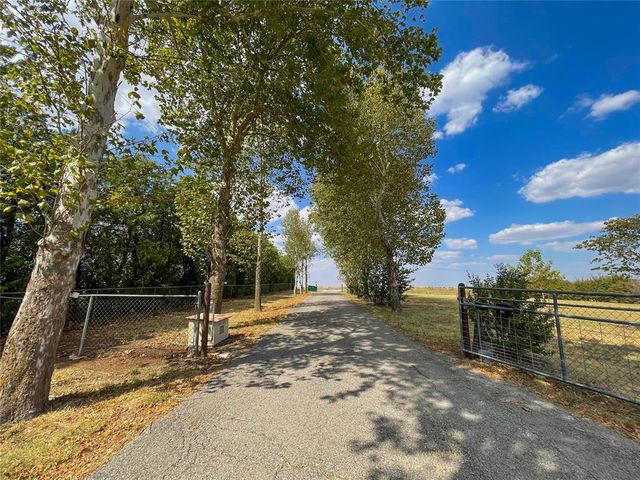 16100 W Britton Road, Yukon, OK 73099