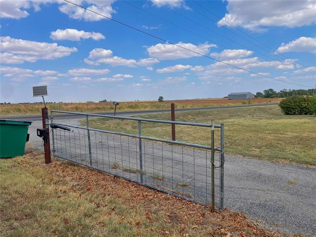 16100 W Britton Road, Yukon, OK 73099