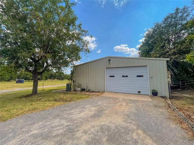 16100 W Britton Road, Yukon, OK 73099