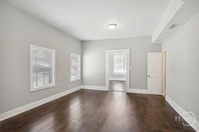 1002 W 44th Street, Savannah, GA 31405