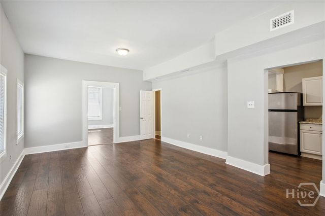 1002 W 44th Street, Savannah, GA 31405