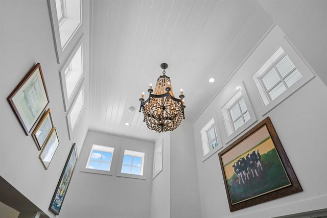 60 Colony Road, Jupiter Inlet Colony, FL 33469