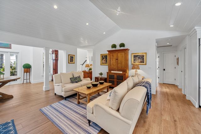 60 Colony Road, Jupiter Inlet Colony, FL 33469