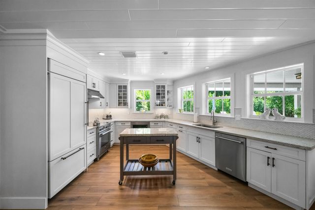 60 Colony Road, Jupiter Inlet Colony, FL 33469