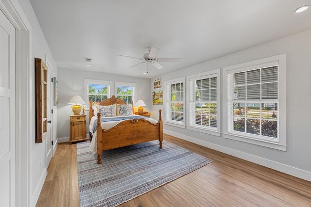 60 Colony Road, Jupiter Inlet Colony, FL 33469