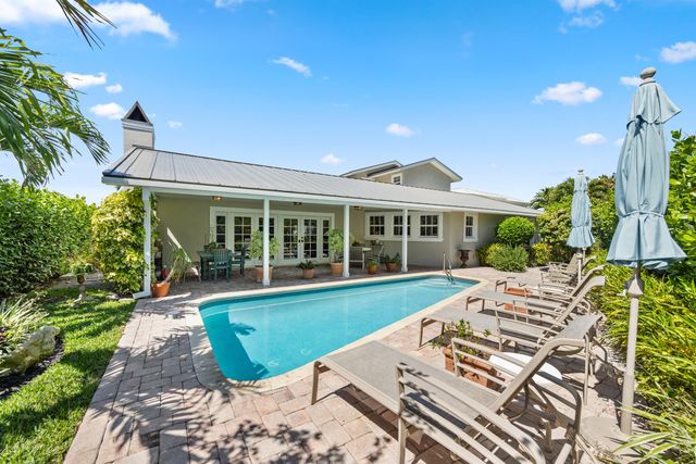 60 Colony Road, Jupiter Inlet Colony, FL 33469