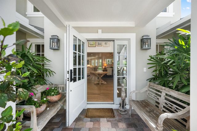 60 Colony Road, Jupiter Inlet Colony, FL 33469