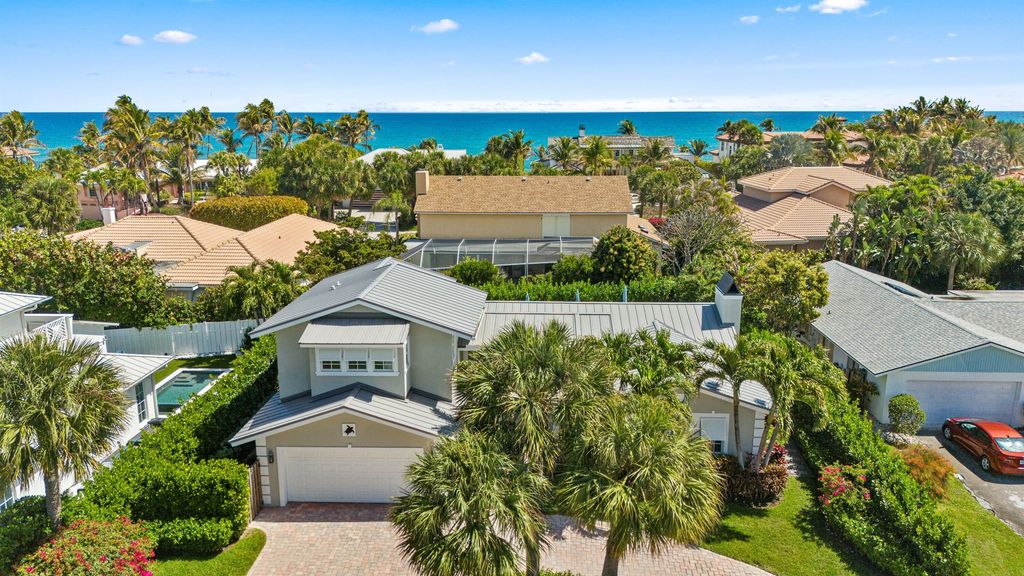 60 Colony Road, Jupiter Inlet Colony, FL 33469