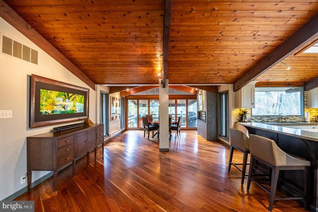 1047 IMPERIAL DR, Mohnton, PA 19540