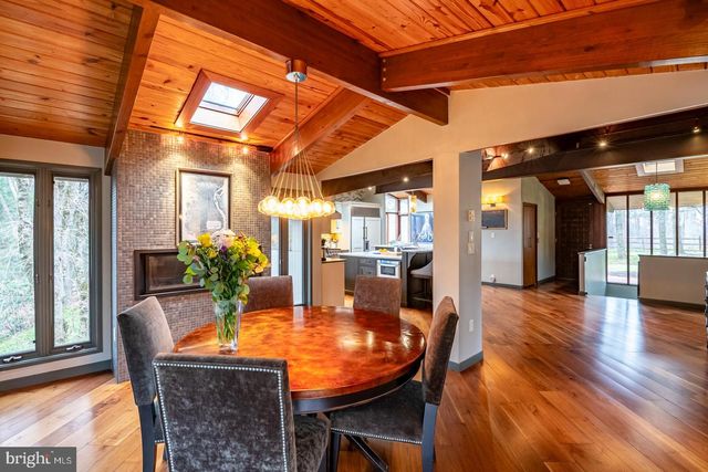 1047 IMPERIAL DR, Mohnton, PA 19540