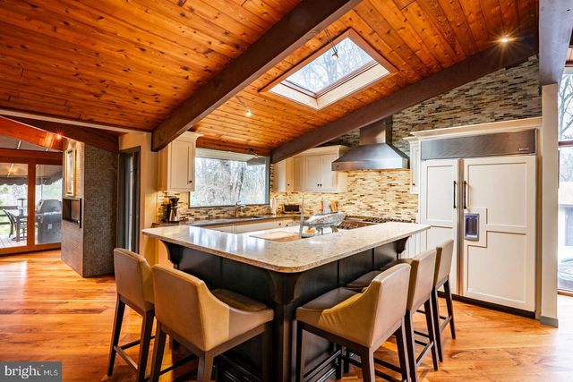 1047 IMPERIAL DR, Mohnton, PA 19540