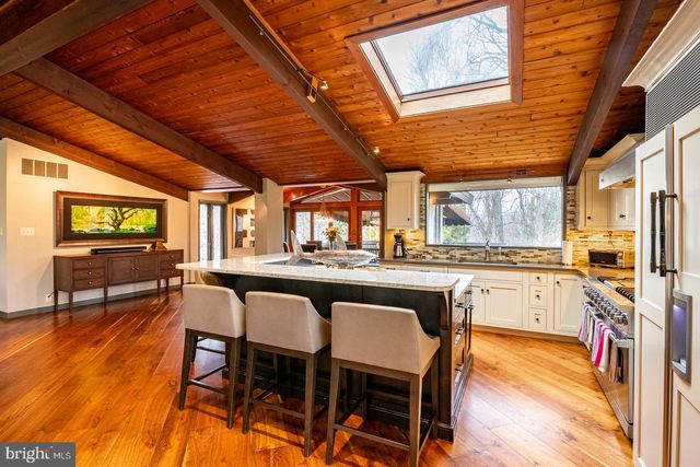 1047 IMPERIAL DR, Mohnton, PA 19540