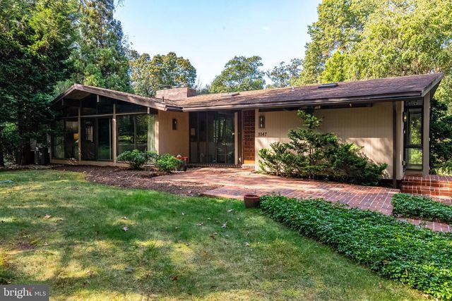 1047 IMPERIAL DR, Mohnton, PA 19540