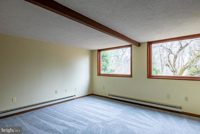 1047 IMPERIAL DR, Mohnton, PA 19540