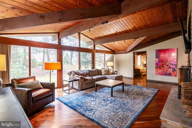 1047 IMPERIAL DR, Mohnton, PA 19540