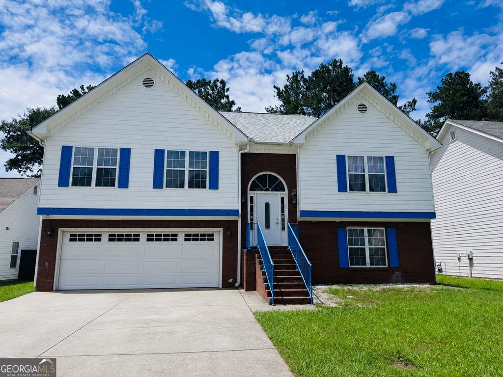 461 Oak Vist Ct, Lawrenceville, GA 30044