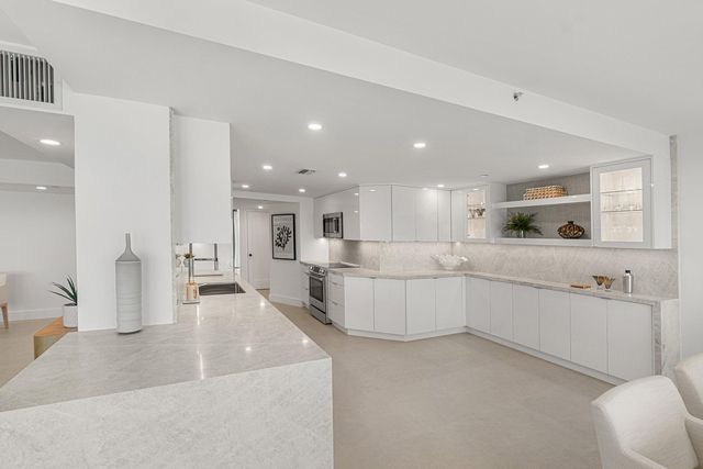 4301 N Ocean Boulevard 804, Boca Raton, FL 33431