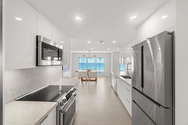 4301 N Ocean Boulevard 804, Boca Raton, FL 33431