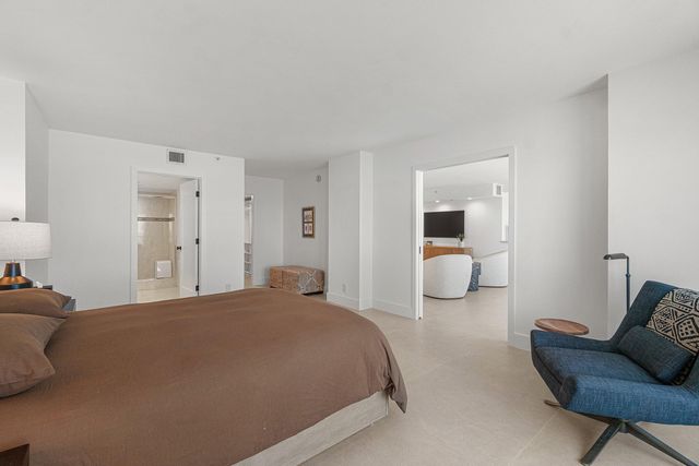 4301 N Ocean Boulevard 804, Boca Raton, FL 33431