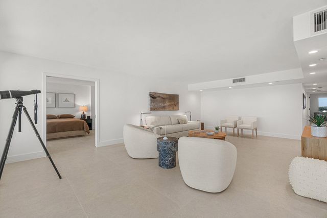 4301 N Ocean Boulevard 804, Boca Raton, FL 33431