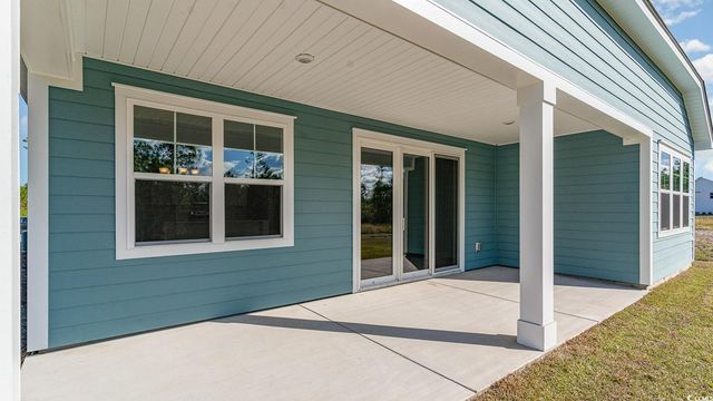 399 Clear Lake Dr., Conway, SC 29526