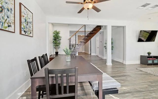 702 N Edgefield Avenue, Dallas, TX 75208