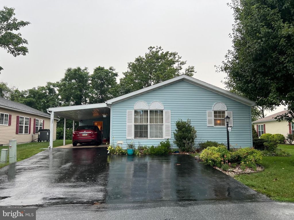 22 WESTVIEW TER, Womelsdorf, PA 19567