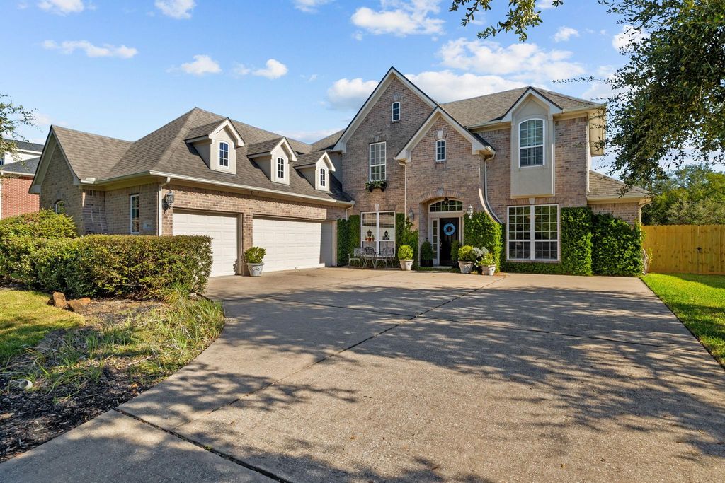 2944 Port Rose Lane, League City, TX 77573