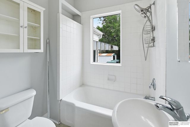 2609 N 73rd Street, Omaha, NE 68134