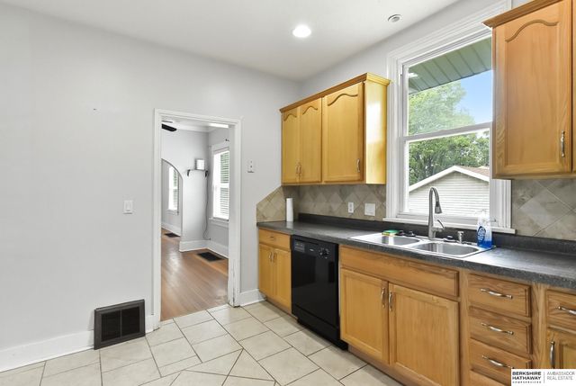 2609 N 73rd Street, Omaha, NE 68134