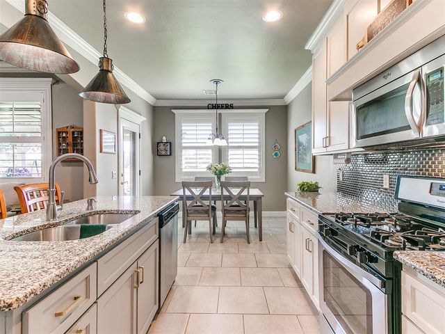 16717 Doyle Drive, Edmond, OK 73012