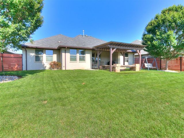 16717 Doyle Drive, Edmond, OK 73012