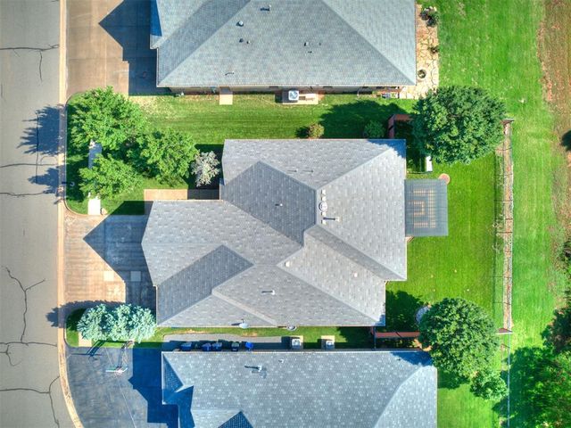 16717 Doyle Drive, Edmond, OK 73012