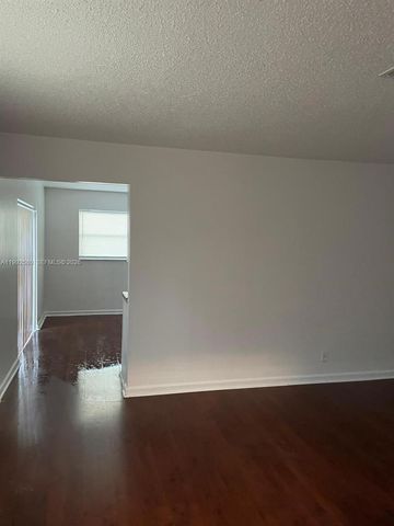 222 SW 1st St H-5, Pompano Beach, FL 33060