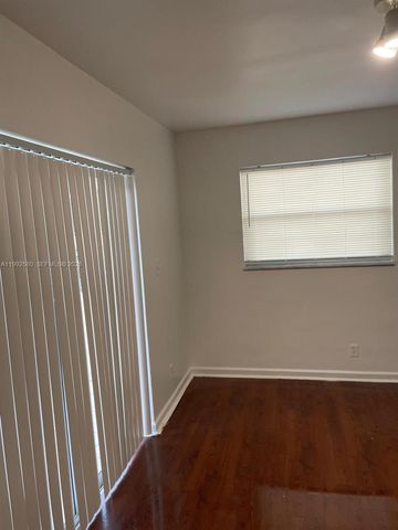 222 SW 1st St H-5, Pompano Beach, FL 33060