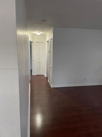 222 SW 1st St H-5, Pompano Beach, FL 33060