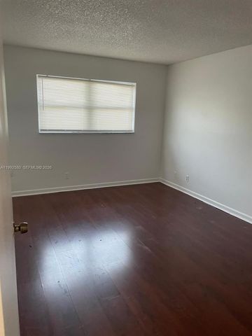 222 SW 1st St H-5, Pompano Beach, FL 33060